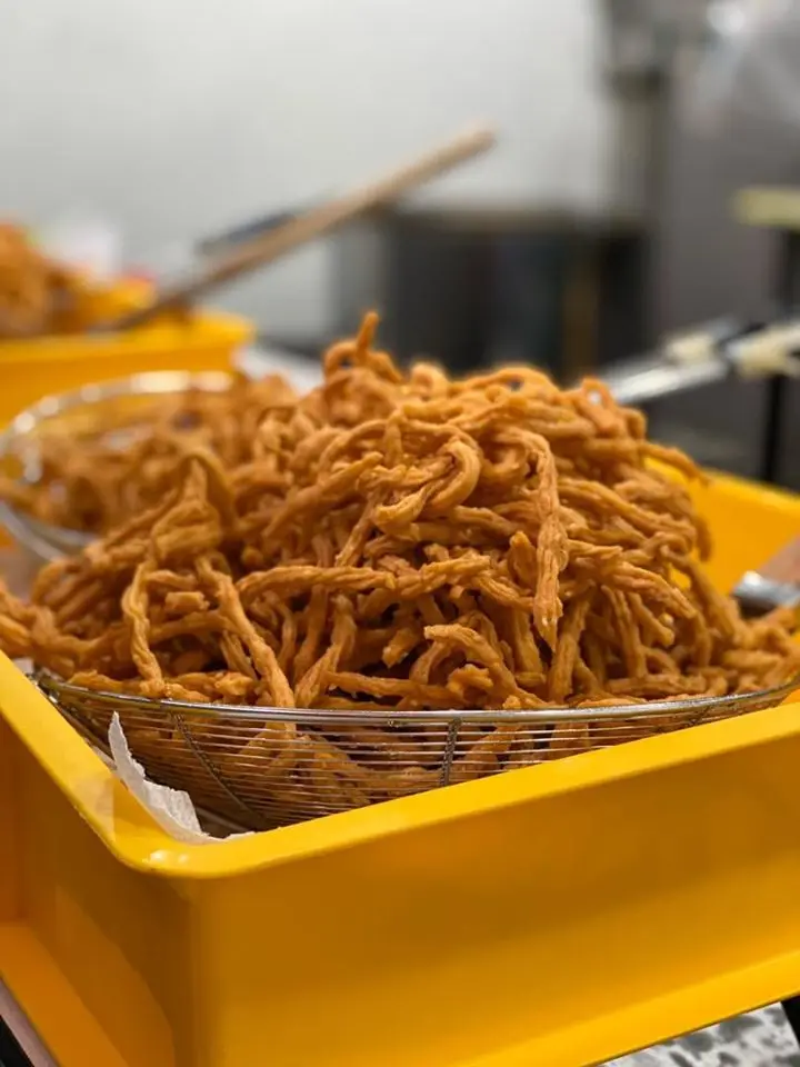 Mala Chili Prawn Cracker Spicy Hot  Seafood Snack Muruku Murukku Malaysia Import Snacks Rare Snack Shrimp Crackers Prawn Chip