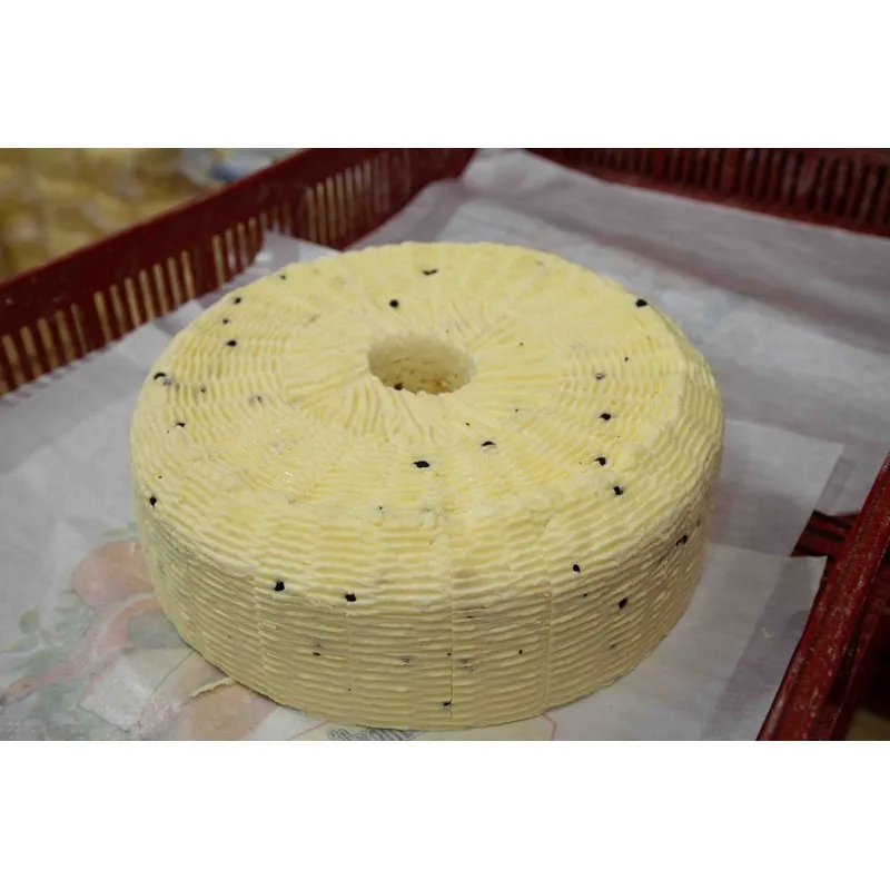 High Quality Italian candied ORANGE sheep milk fresh Unripened cheese 2kg Vacuum Pack ready for export