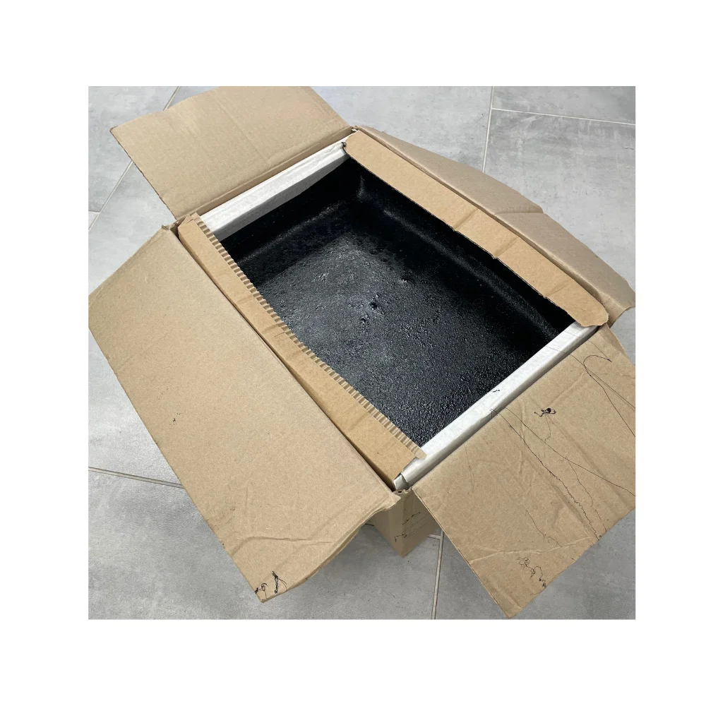 
 Русский асфальтовый битумный полимерный битумный герметик в коробках  