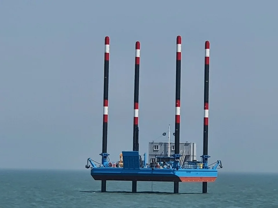 Hydraulic Modular Customizable Geotechnical Equipment Offshore Boats Small Jack Up Barge