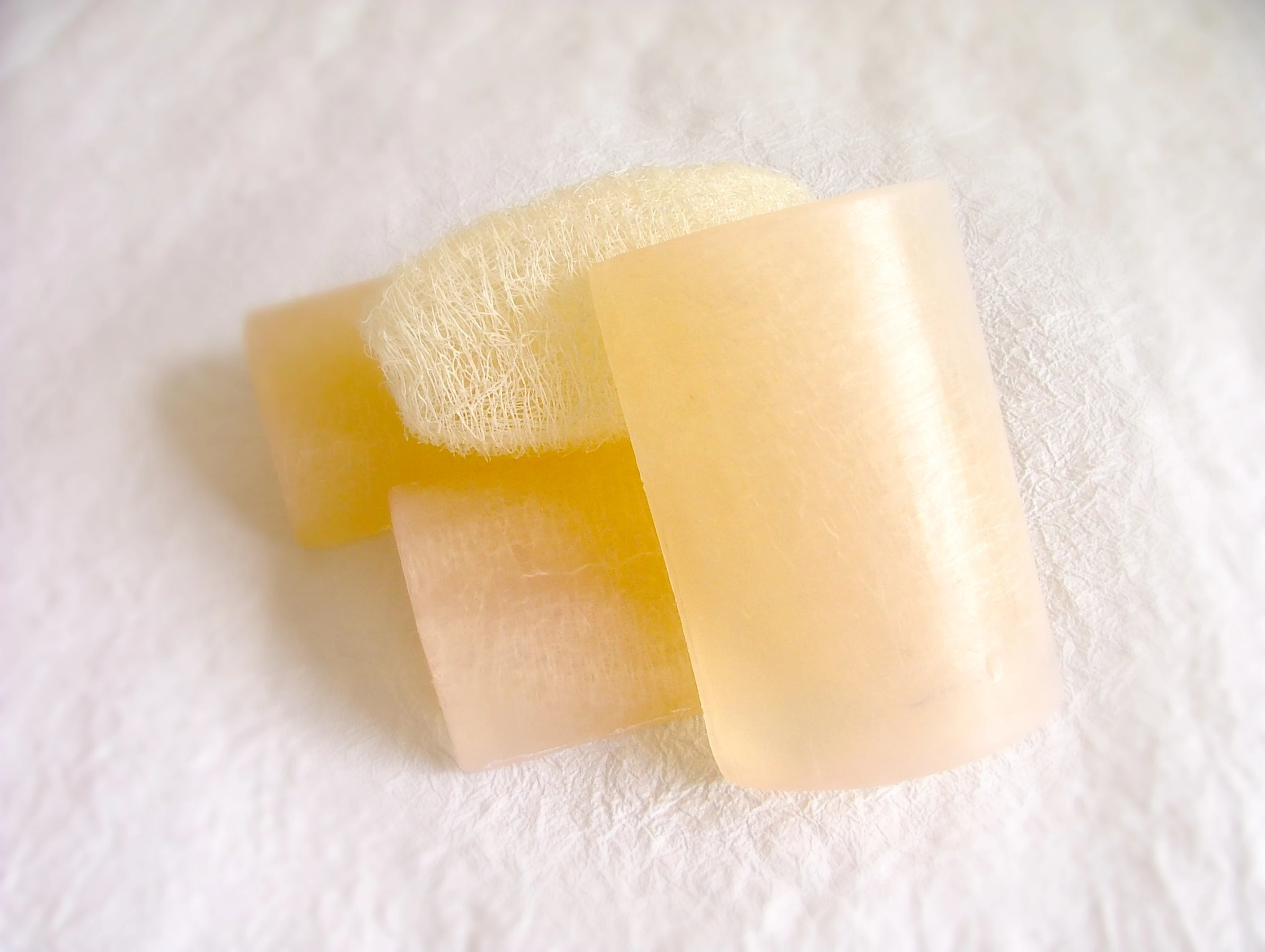 Wholesale OEM Coconut Oil Facial and Bath Soap Herbal Soap Natural Handmade Soap Factory Thailand