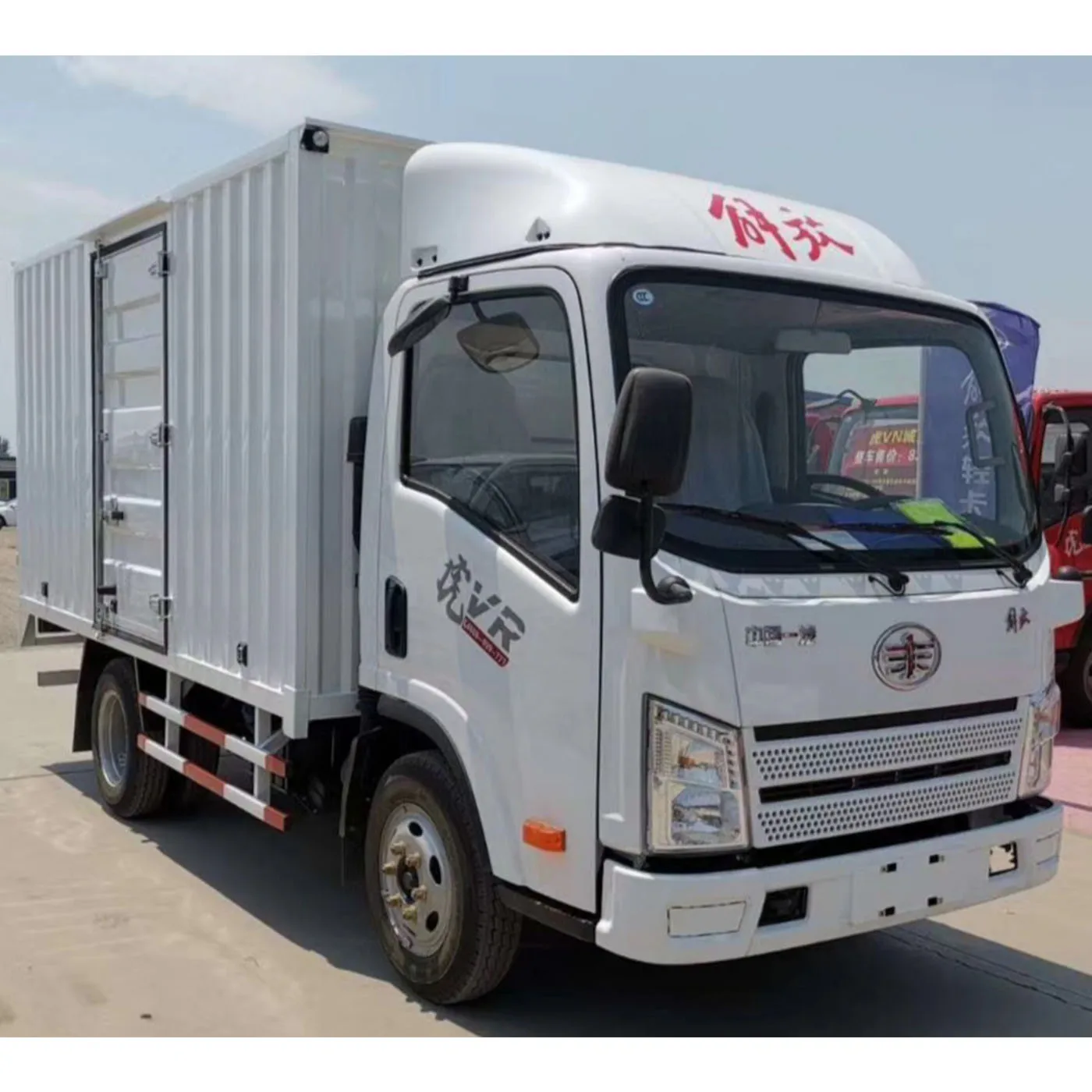 3-тонный HVR RHD закрытый грузовой фургон WP двигателя WLY передачи тела FAW бренд