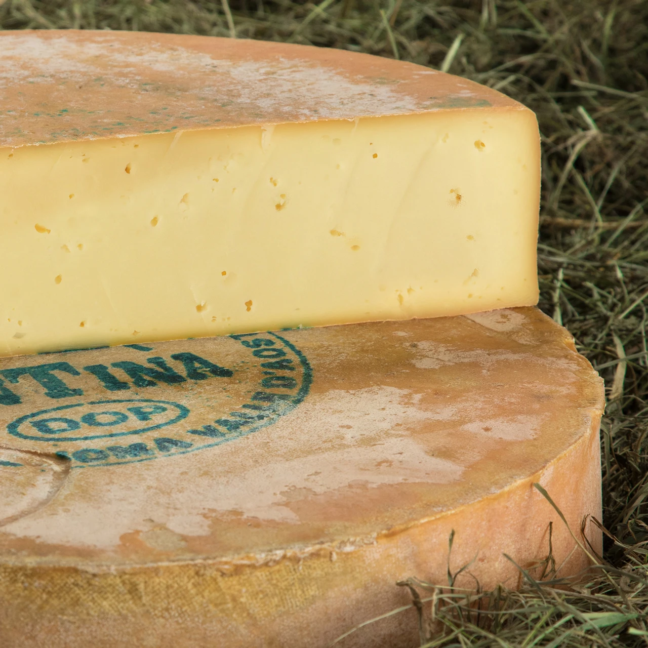  Итальянская Высококачественная Полутвердая сыра DOP FONTINA