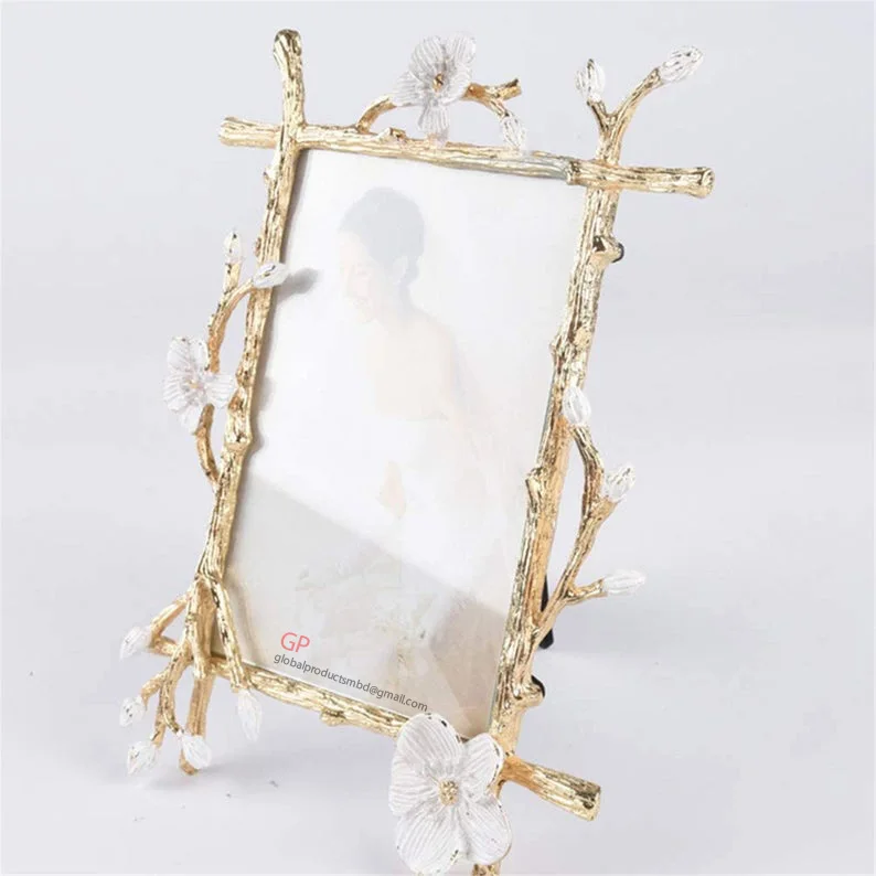 DESIGNER  METAL PHOTO FRAME PICTURE FRAME
