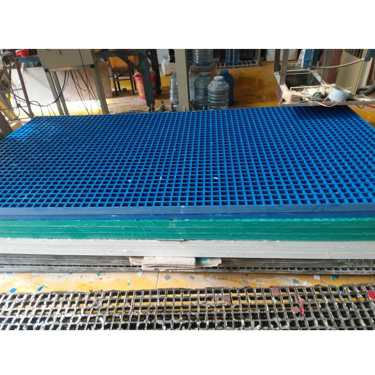 50  - 100 kg Acid Resistant Non-conductive Flame Retardant Composite Grating FRP Blue