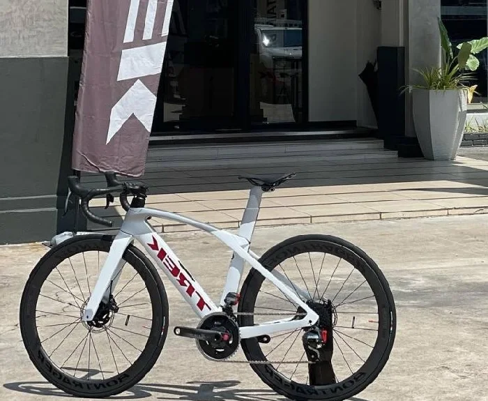 100% ORIGINAL WHOLESALE Price NEW 2021 TREK MADONE SL 7 E TAP