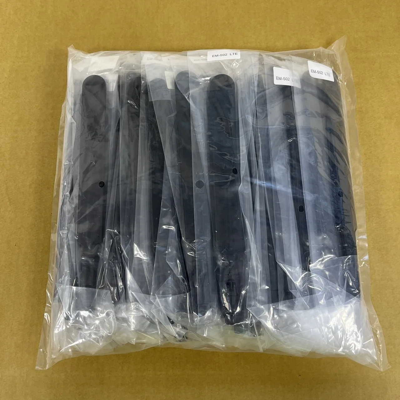 Factory wholesale 5dBi  External  Rubber Stubby SMA Plug 4G LTE Antenna