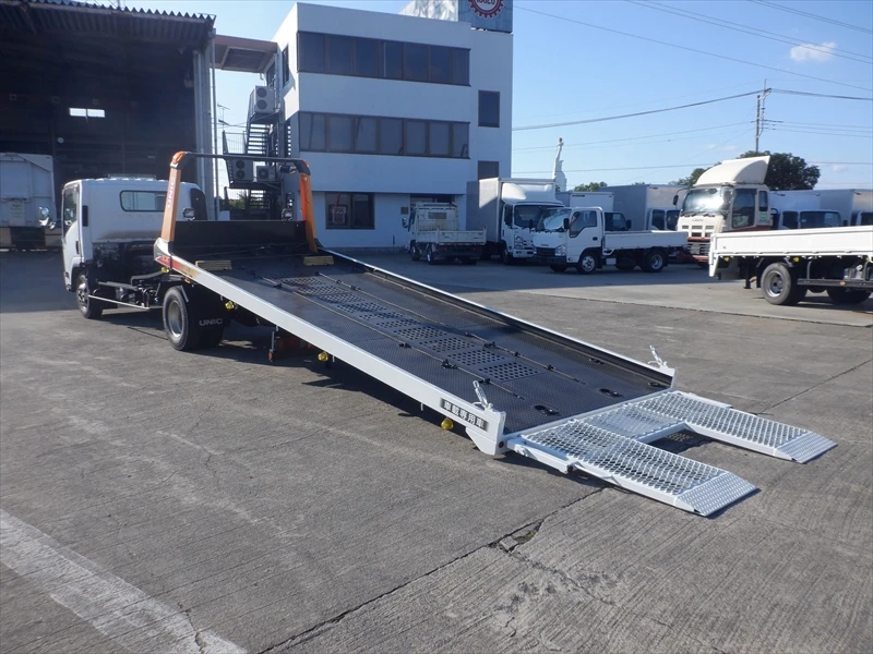 Japanese Used Good Conditioned ISUZU ELF LOADER