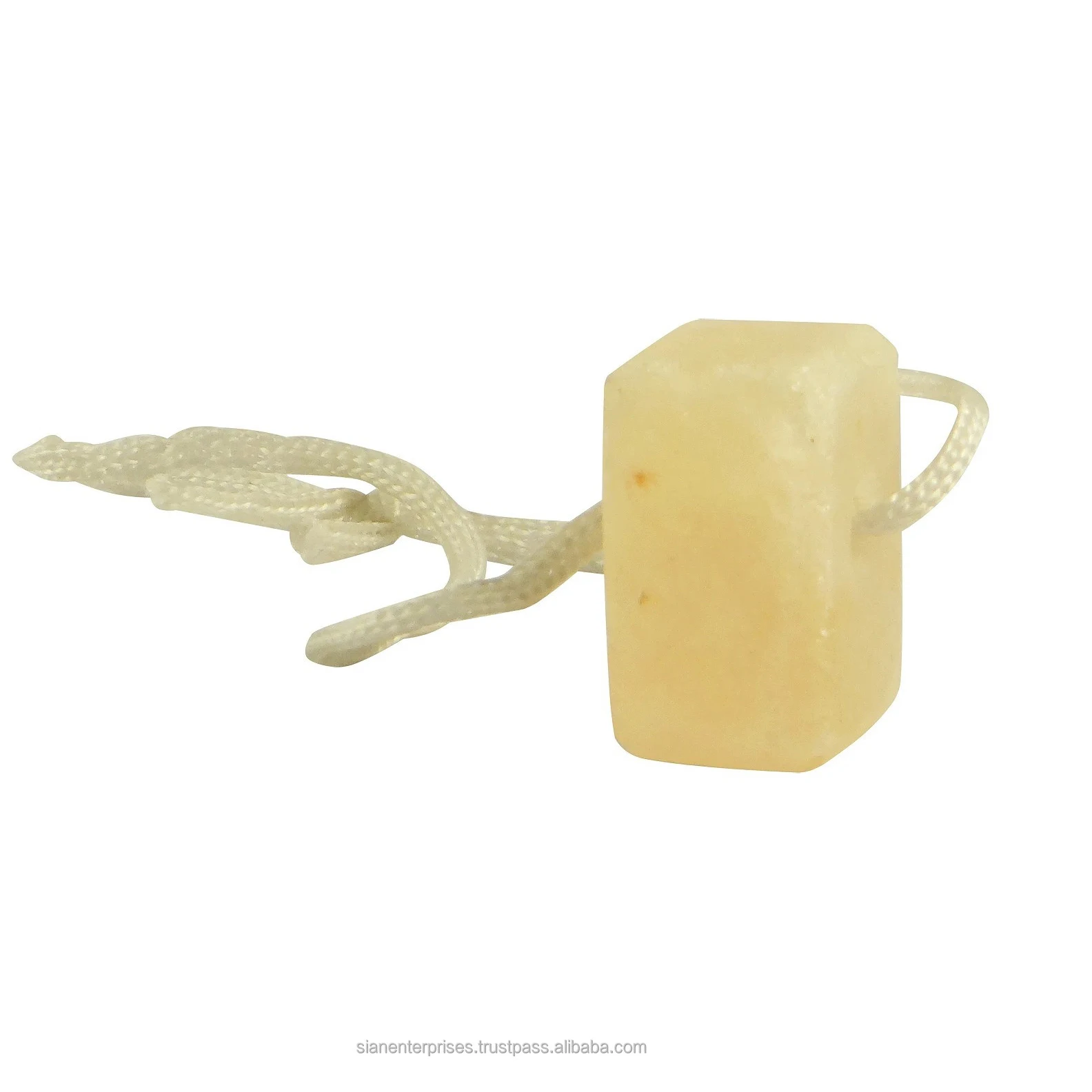 Pure Himalayan Natural Animal Salt Block Best Quality Licking Salt for Dogs and Cattle All Sizes Rope Low Price Sale