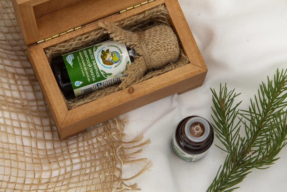 Natural Linden Wooden Box 20 ml Organic Siberian Fir Essential Oil Without Auxiliary Substances