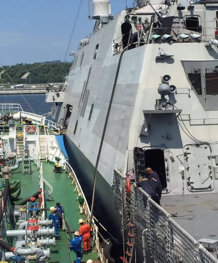 
Malaysia 390 microns Is D2 Good Quality Barges VESSEL Ferries Boats Marine Gas Oil (MGO) 