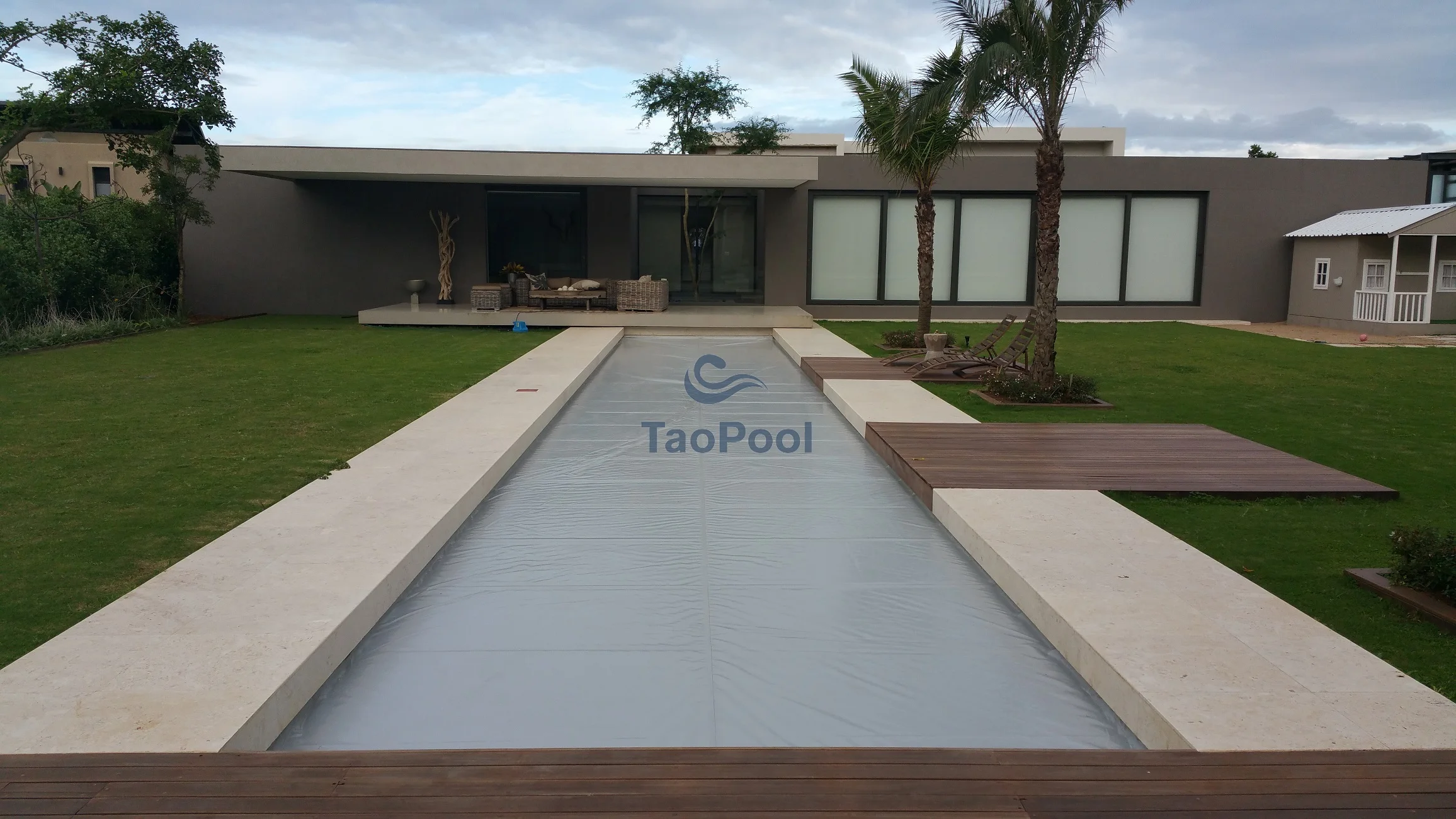 Swimming Pool Cover Low Price Pool Safety Cover Motor Roller Automatic PVC Cover For Pool