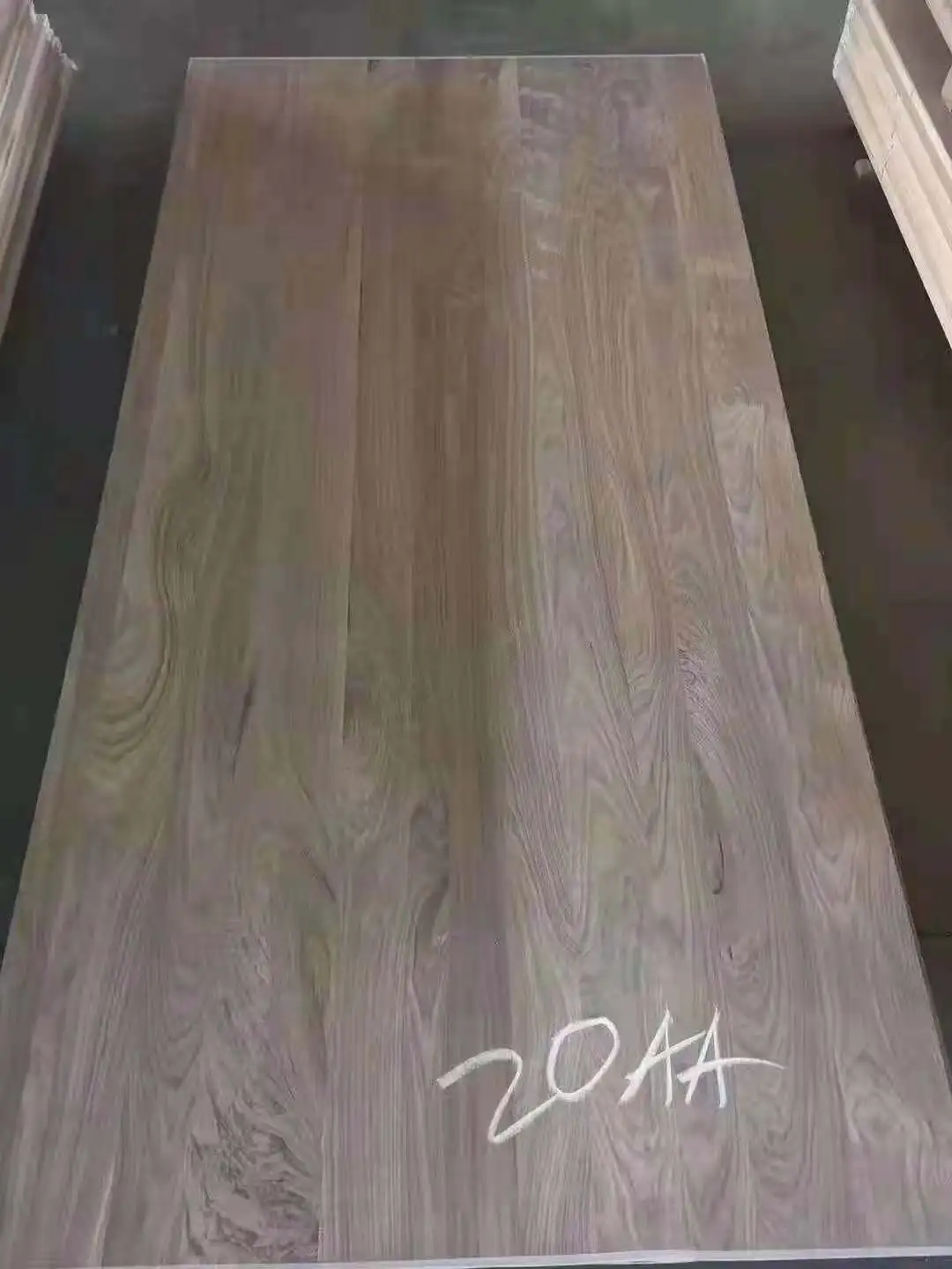 Walnut edge glued panel - Raw material without painting