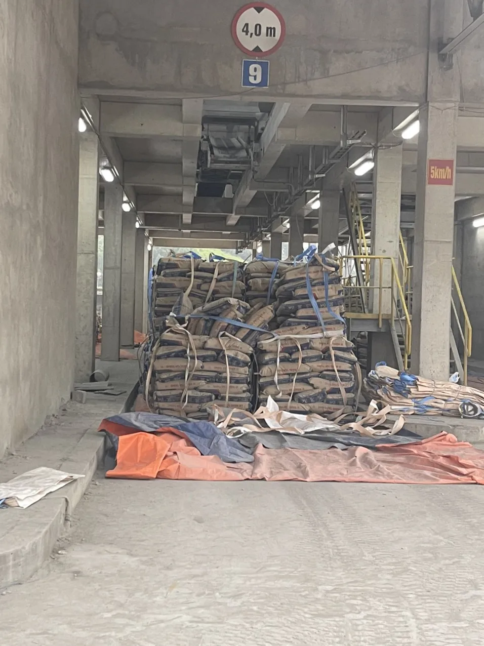 Best Selling High Quality Portland Cement CEM II 42.5N For Building Construction