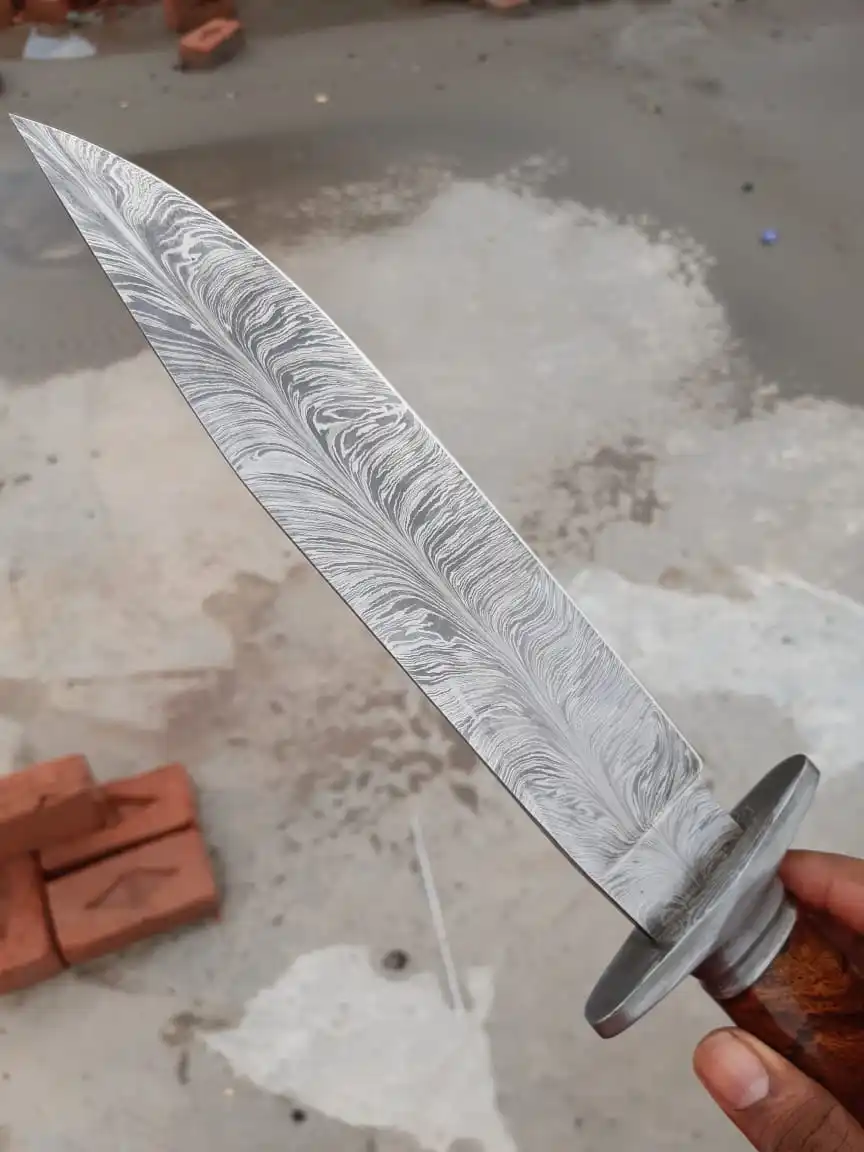 
15 Inches Long Exposed Tang Handmade Carbon Steel Hunting Bowie Knife with High Quality Gift knife Outdoor knife Razor sharp 