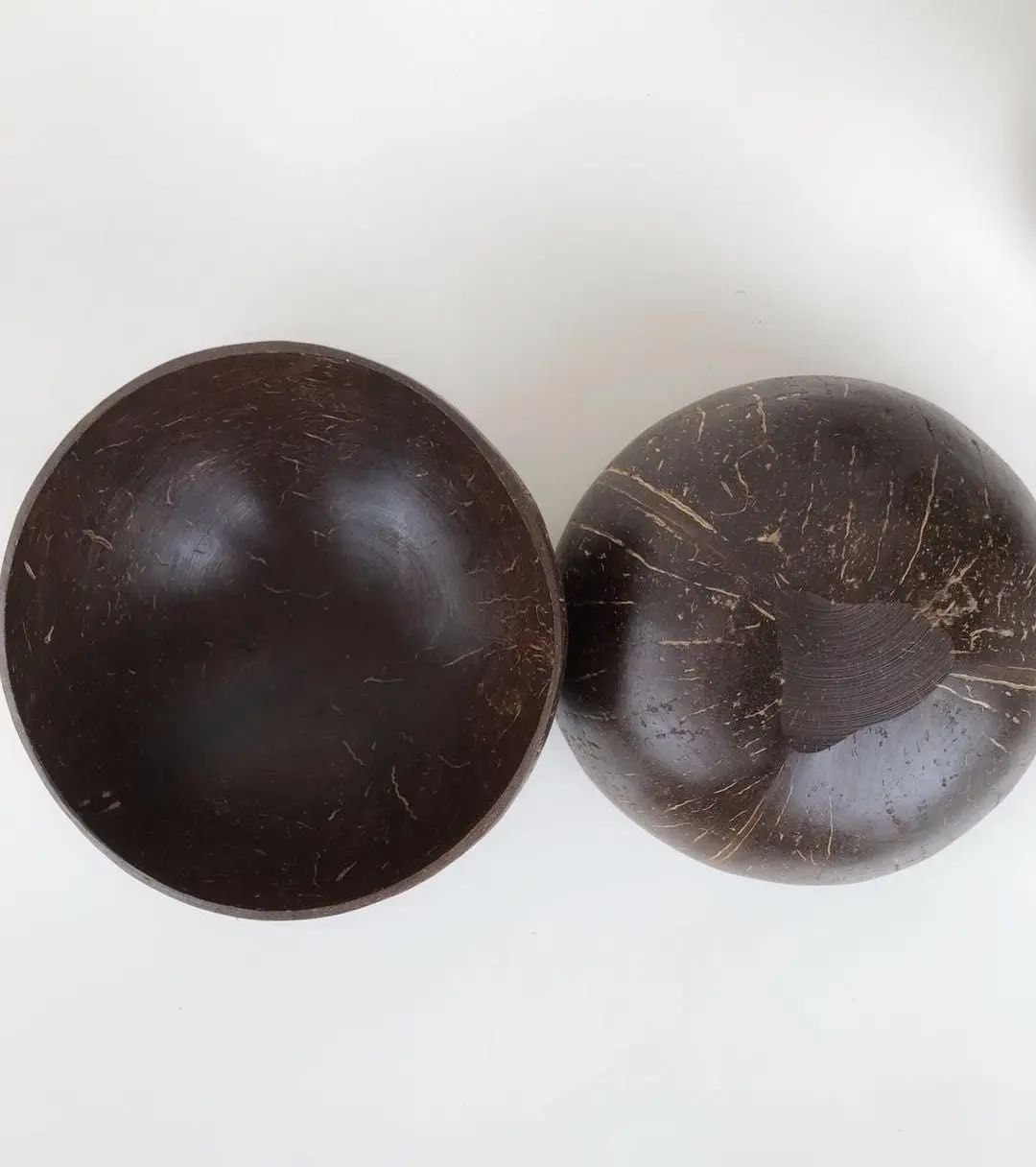 Handicraft from vietnam  Good Quality Customize Logo Handicraft Gift Set Natural Shell Bowl Coconut Bowls With Spoons