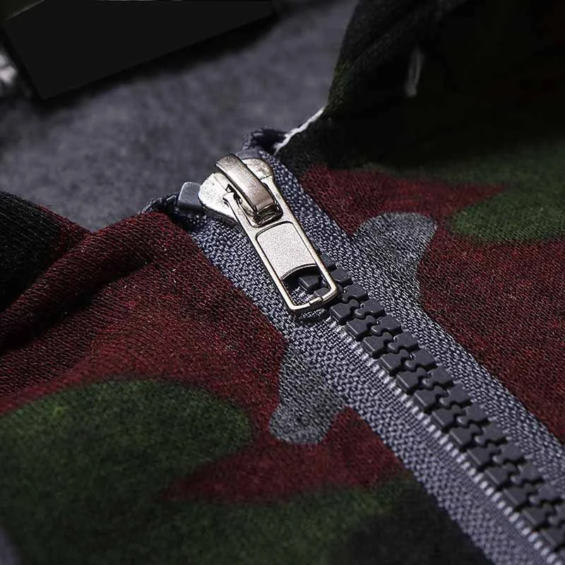  Изготовление на заказ камуфляжной расцветки с аппликацией в виде акулы челюсти Мужская рубашка молнии капюшоном куртки