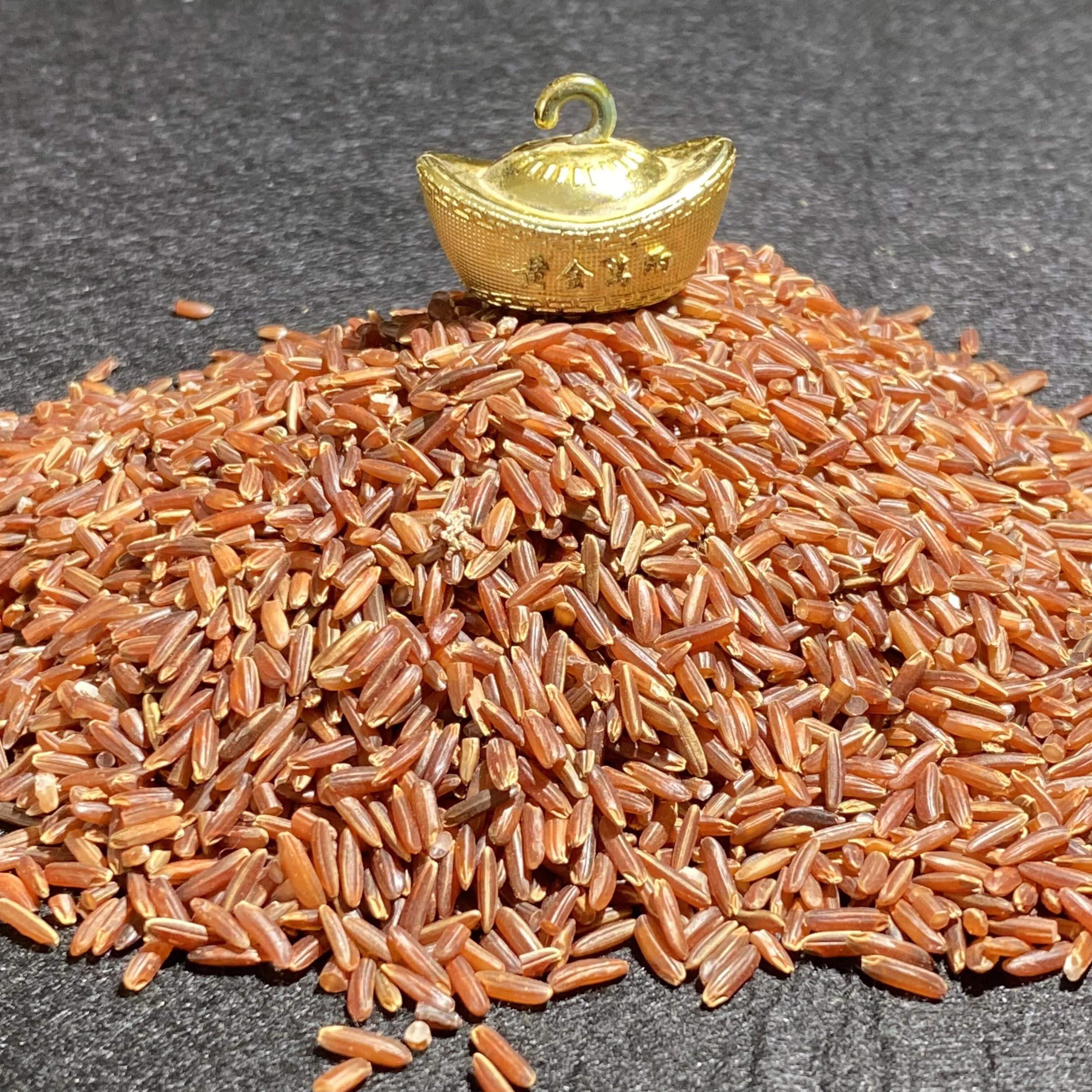 Лидер продаж натуральный органический красный рис сделанный во Вьетнаме