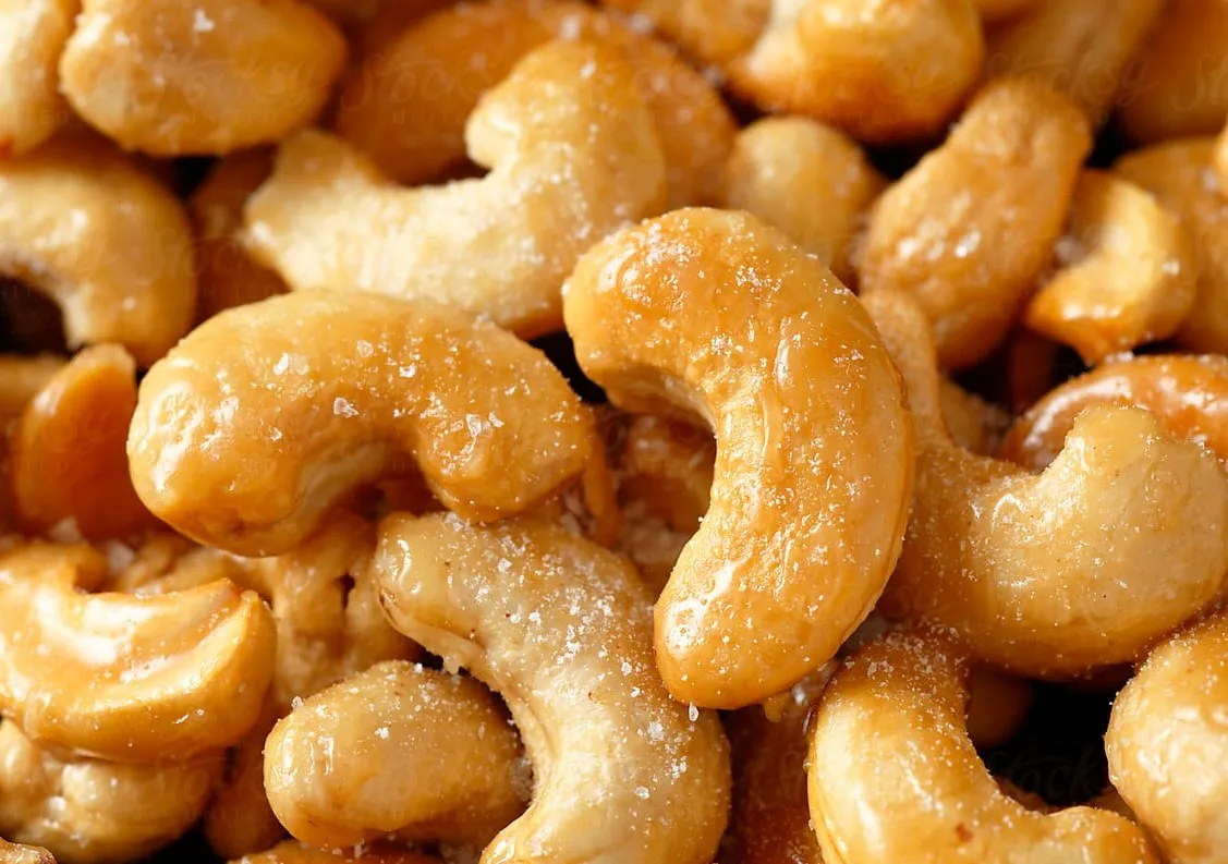 
Honey Roasted Cashew Surrounded By Super Honey Layers Shipping From Vietnam 