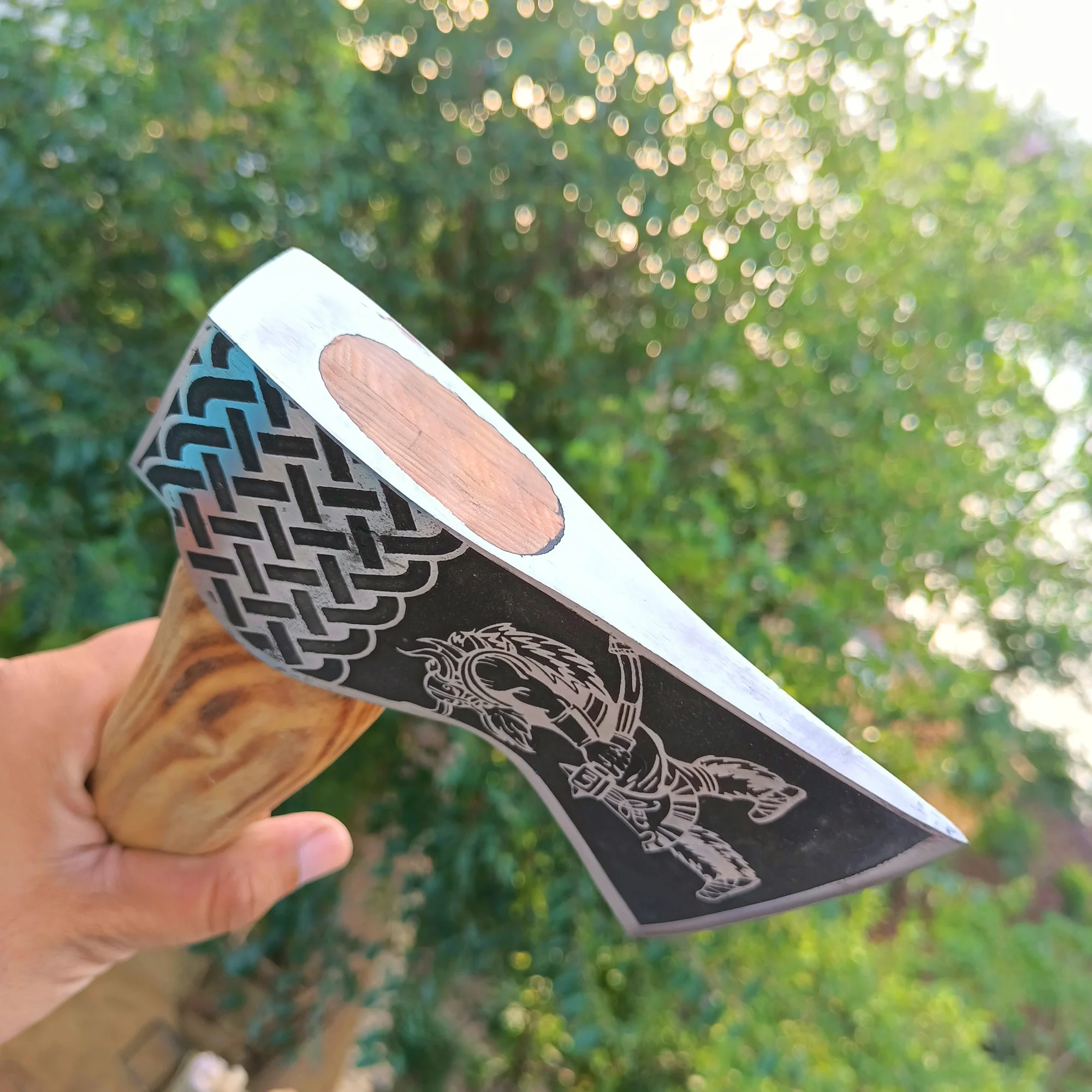 Топор викингов из углеродистой стали ручной работы на заказ Медный топор для выживания природе с деревянной ручкой оптовая продажа кожаным футляром