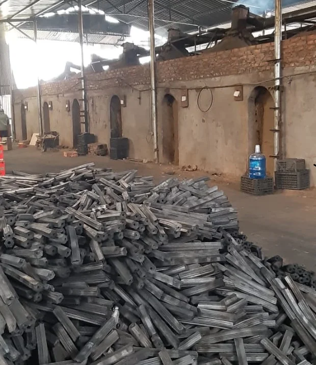 Supplier Sawdust Briquette Charcoal Hexagonal shape White Ash Long time burning  Hardwood Sawdust High heat Best quality