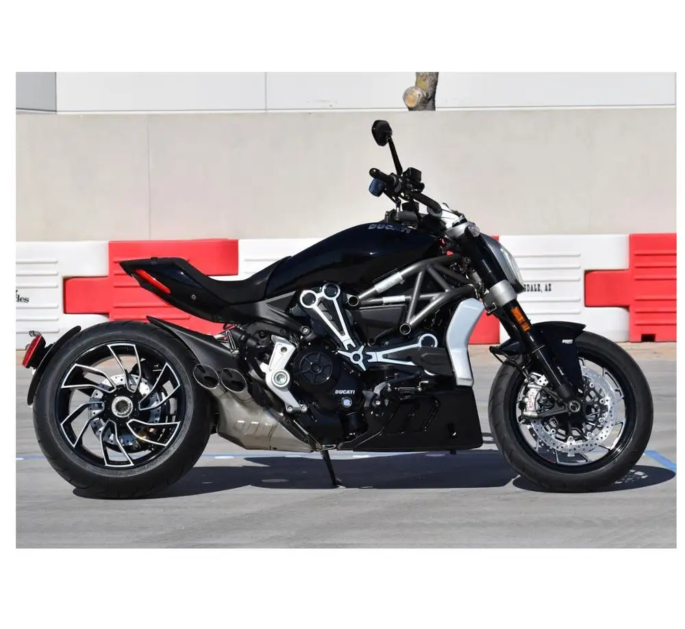 Оригинальное качество DUCATIS XDIAVEL S Новый Стандартный мотоцикл