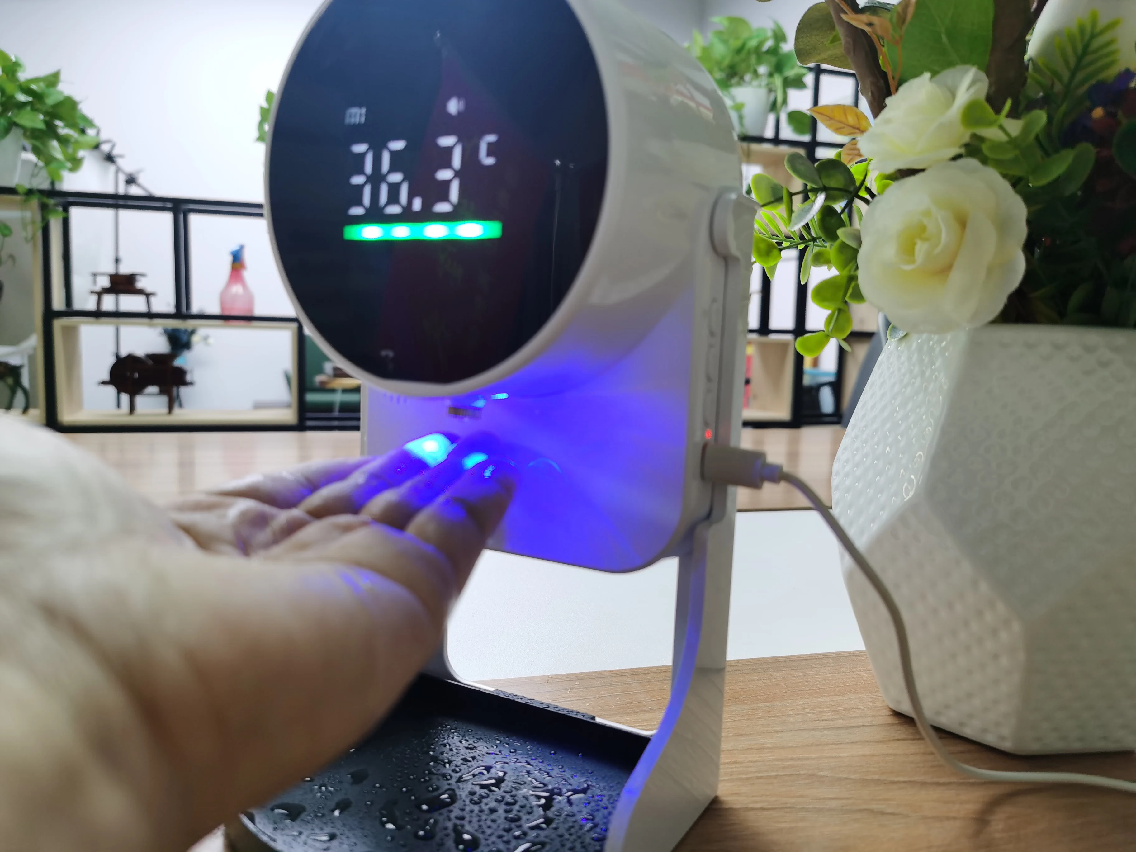 New arrival 2 in 1 rechargeable K10 PRO Automatic soap dispenser K10 pro with temperature measurement