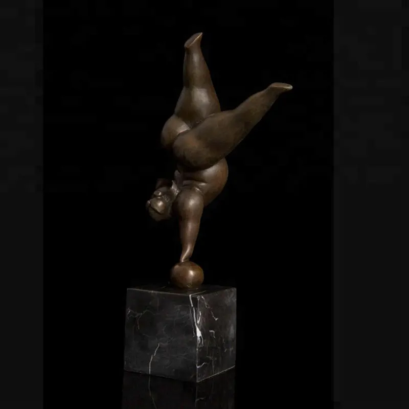 Indoor crafts decoration Bronze statue of a fat nude woman by Fernando Botero