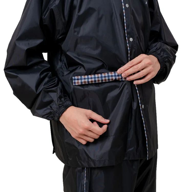 Waterproof hooded fashion color adult size rainsuit bike latex rain suit