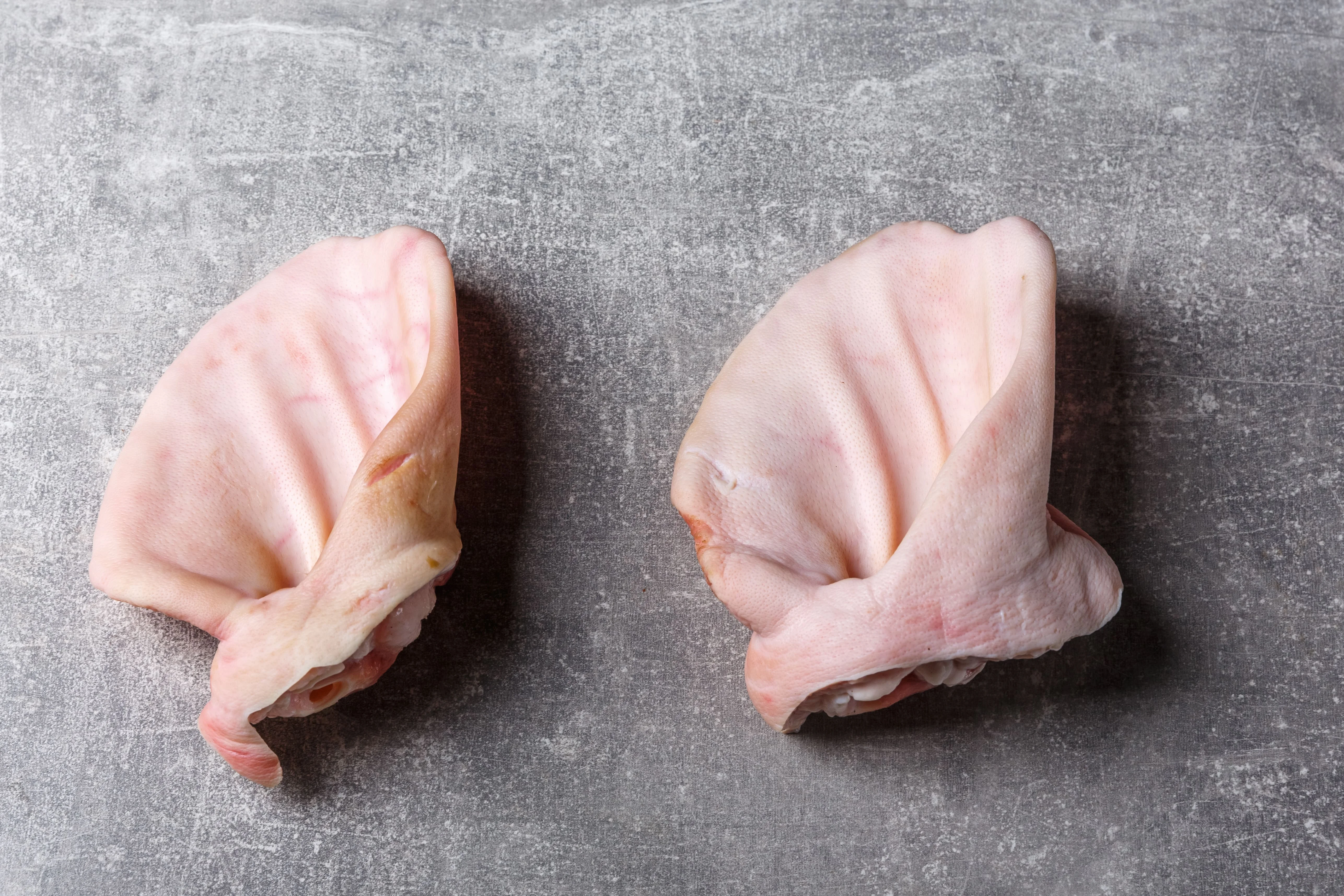 
Frozen Pork Ears with shells 