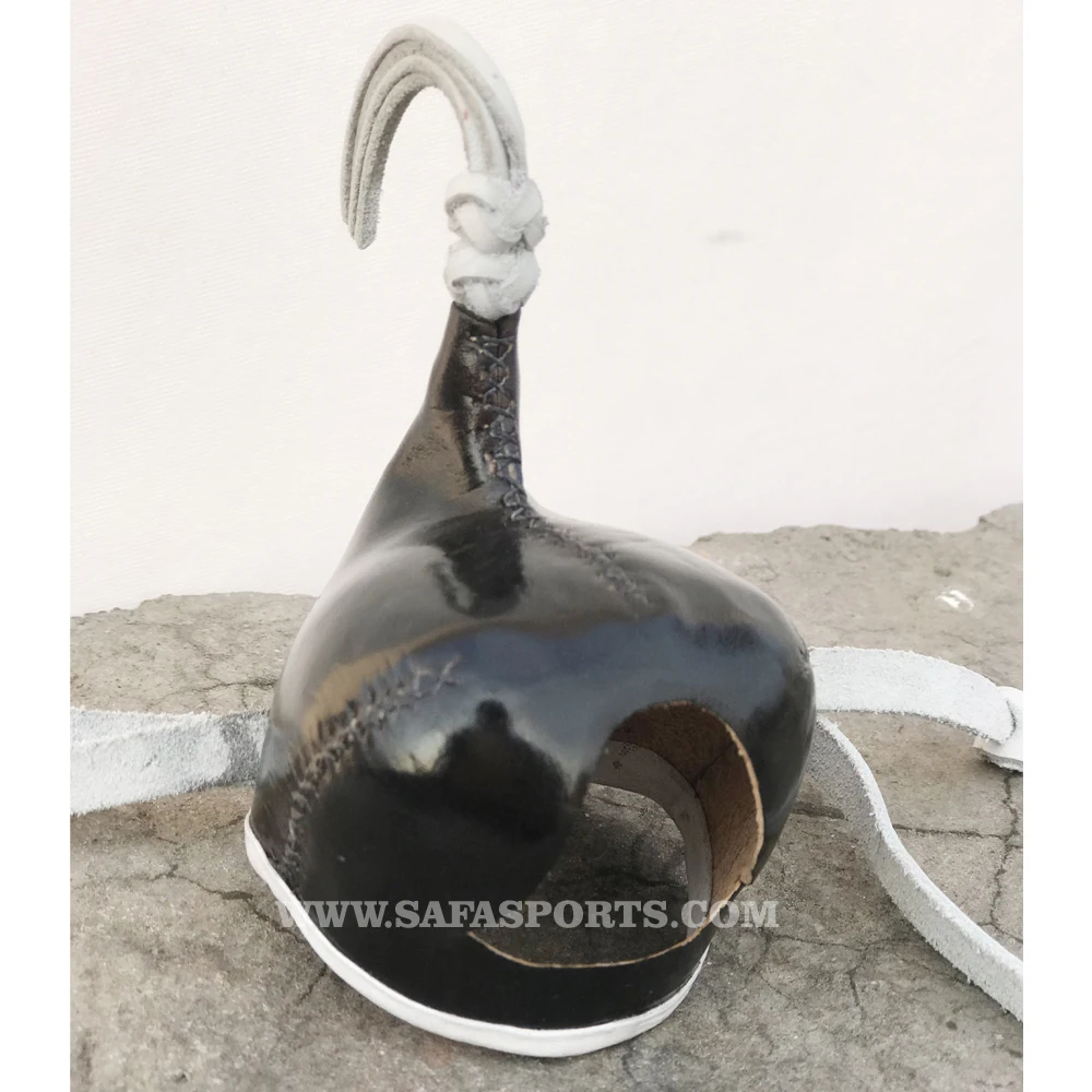 Falconry Outdoor Khan Hood Beautiful Hunting Equipment for Falconry Enthusiasts Bat man Falconry Hoods