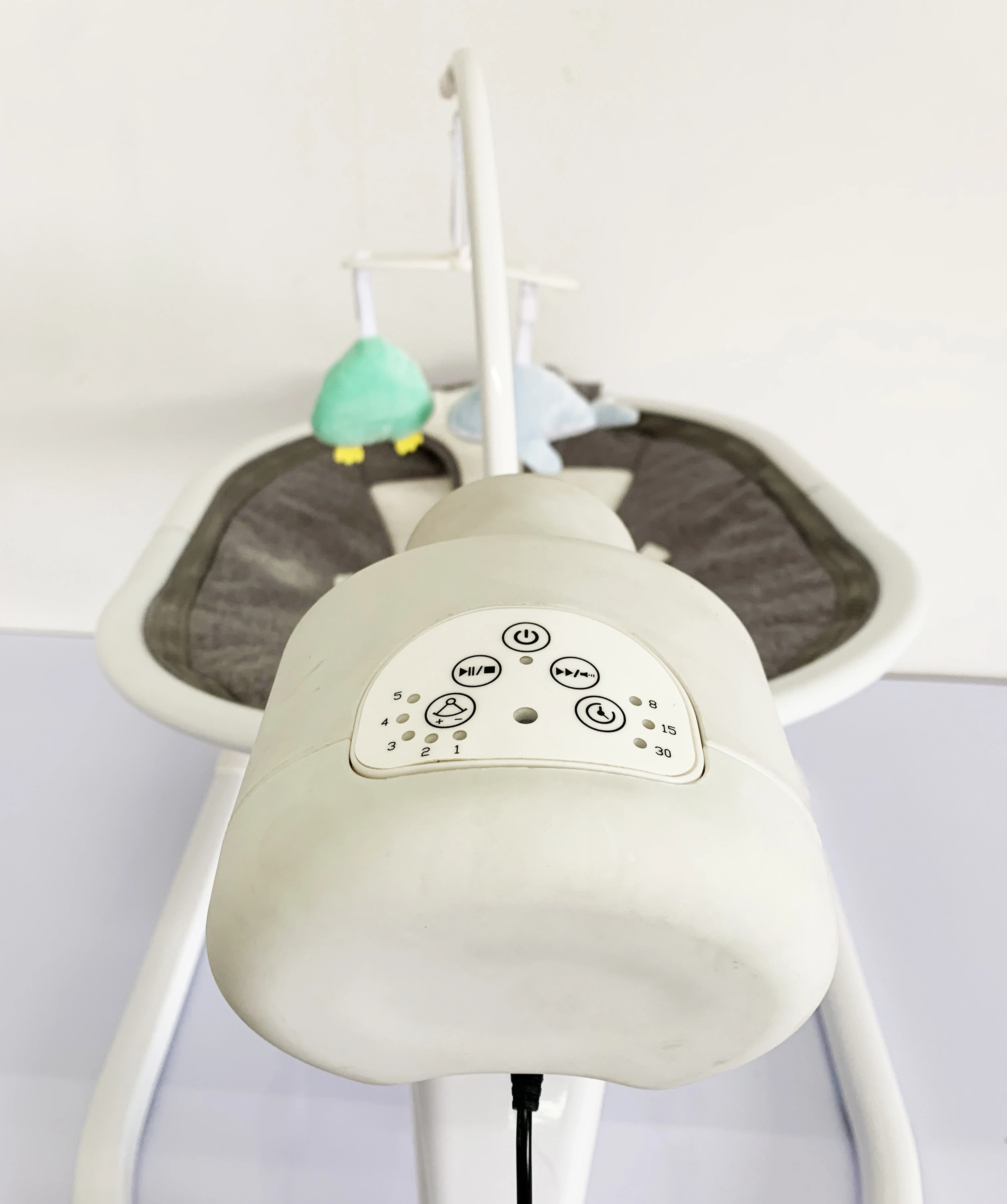 baby sit nap auto swing 5 speed and multi-backrest recline positions ultra lightweight portable remote control baby auto swing