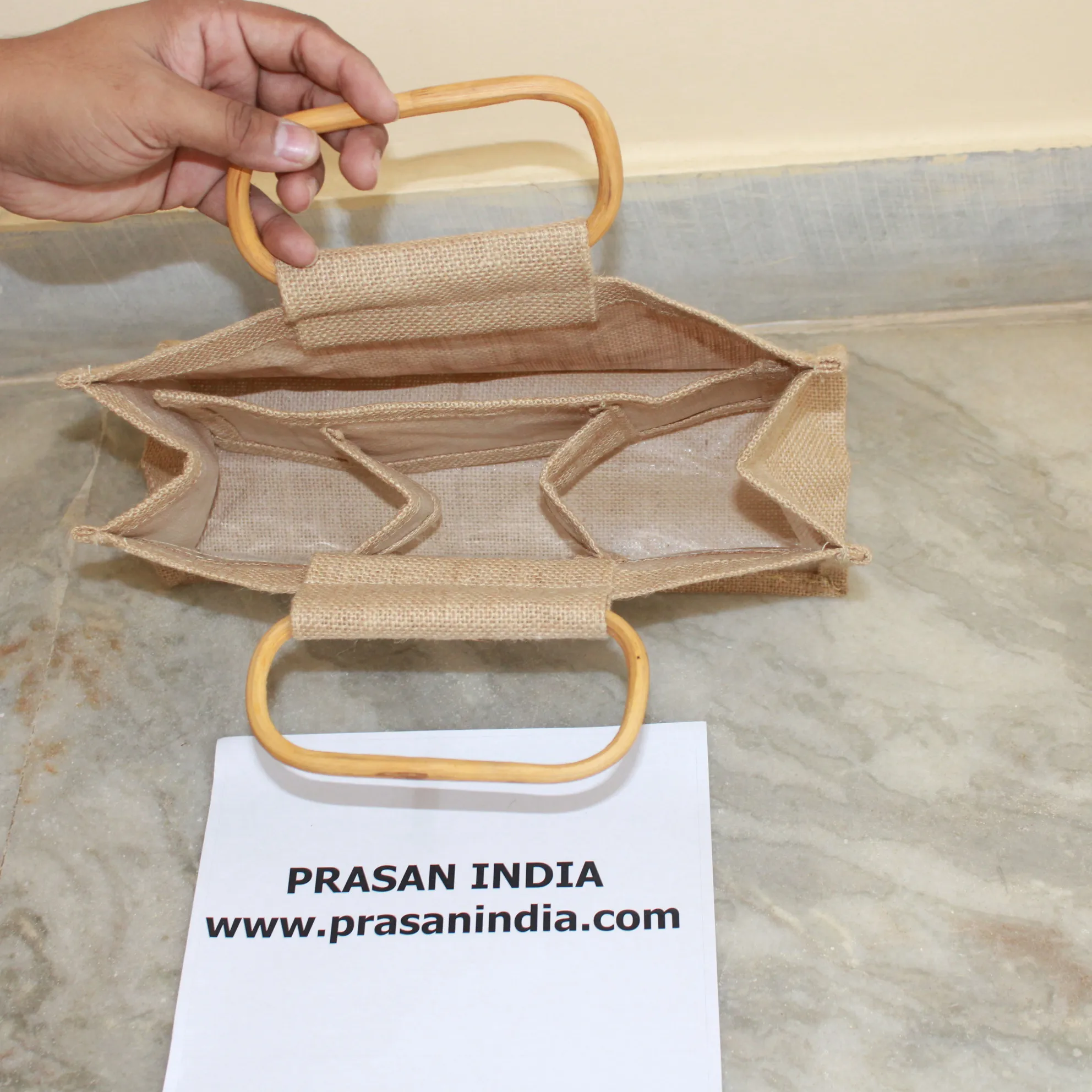 reliable three bottle jam jar bag with front transparent window and made of pure indian laminated jute burlap hessian