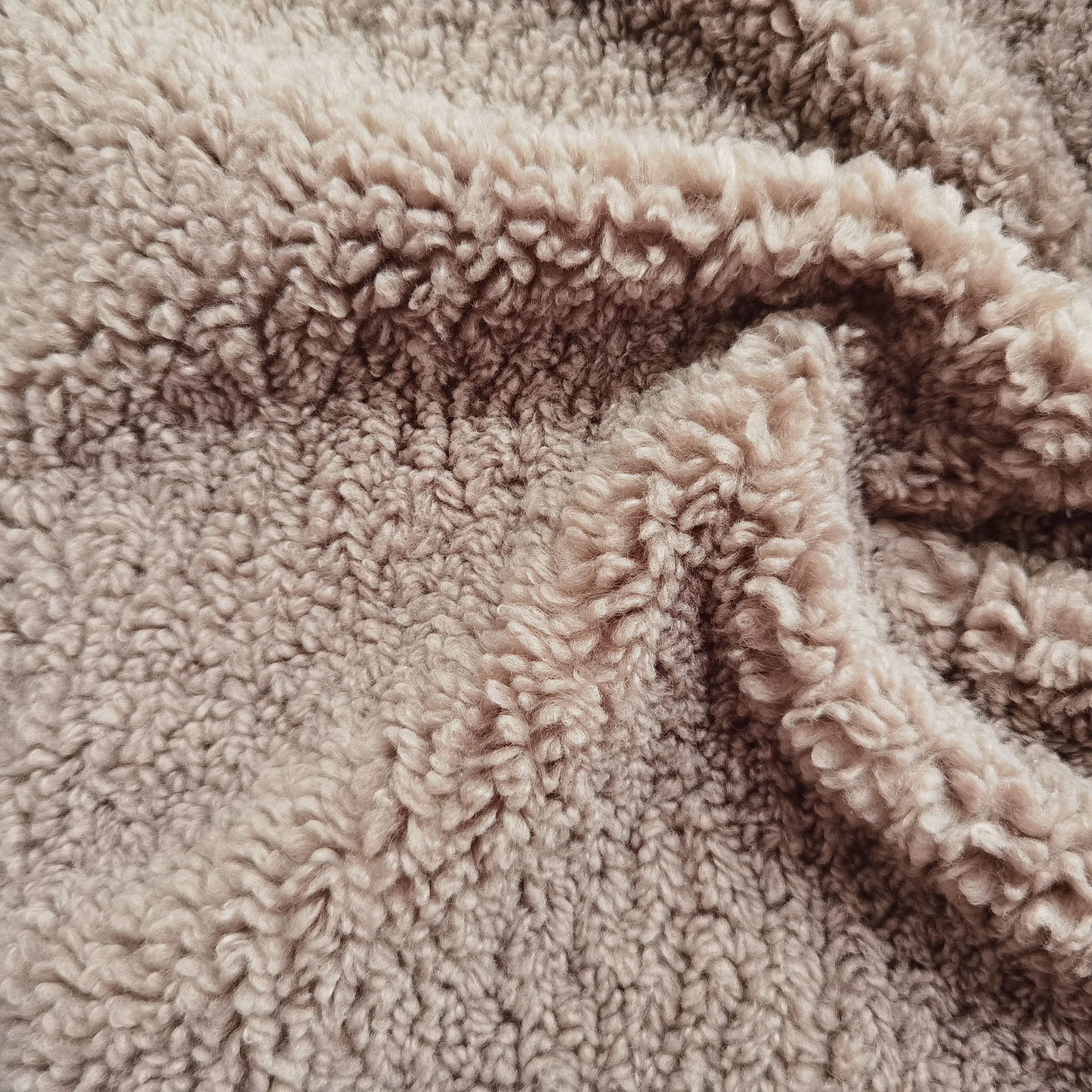 
Polyester warp knitting hometextile patterned material sofa matt custom teddy velvet fabric 