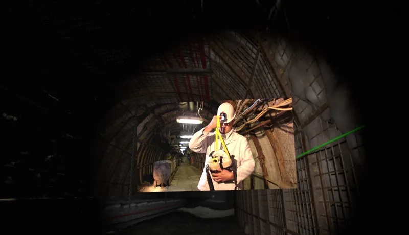 
MineVR Simulation - Virtual Reality Based Safe Mining Training Simulation 