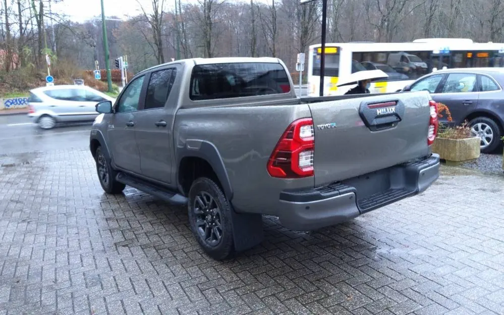 2014 used Toyota Hilux Double CabDiesel 4X4