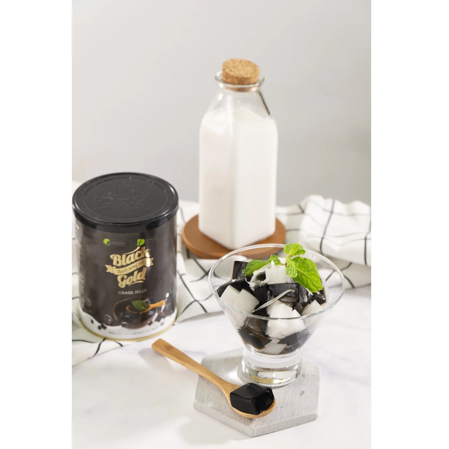 Black Gold Grass Jelly for All Age Top Quality Mesona Can (Tinned) Normal Taste