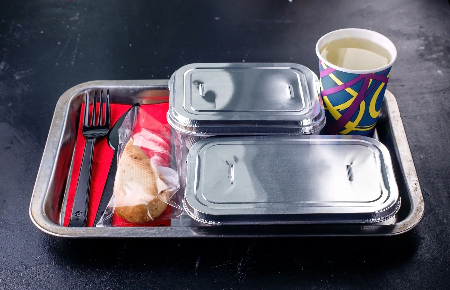 Disposable Aluminum Foil Airline Food Tray 280 ml / 9,47 fl.oz. top 135 x 100 mm  / 5,31 x 3,94 inch, height 31 mm / 1,22 inch