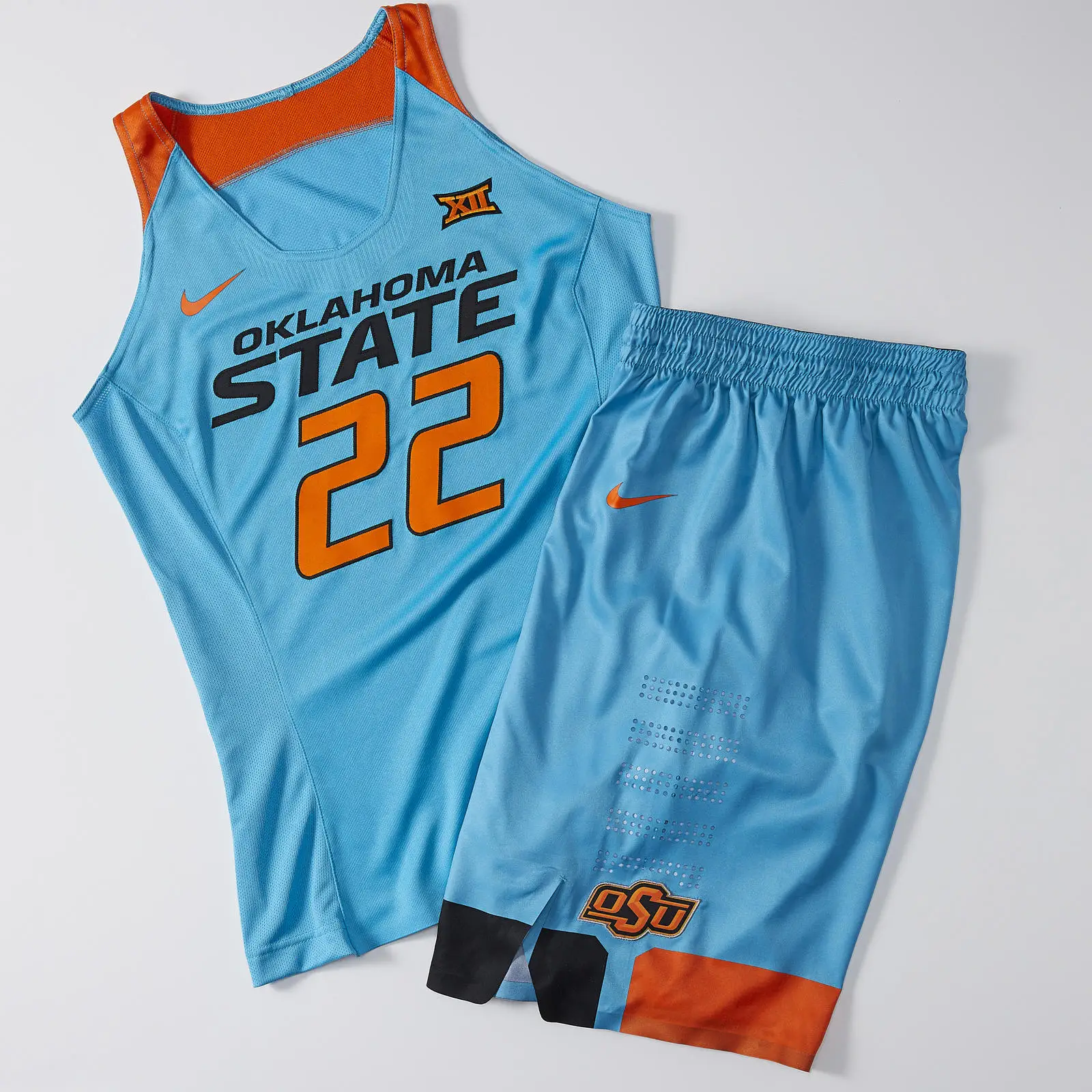 
custom made sublimated basket ball jerseys and shorts 