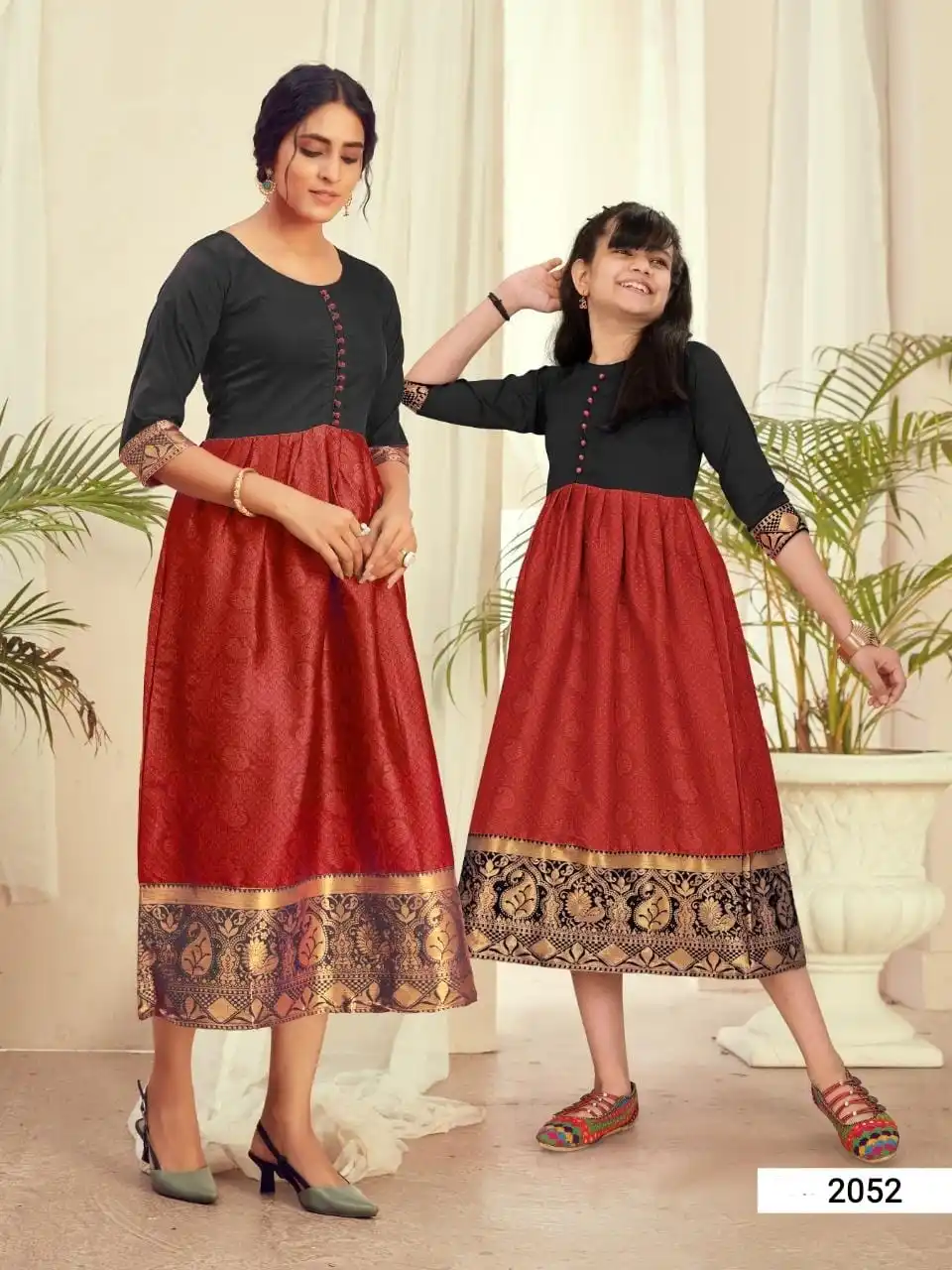 Трендовая шелковая длинная курта для мамы и дочки дам девочек детская одежда особых случаев