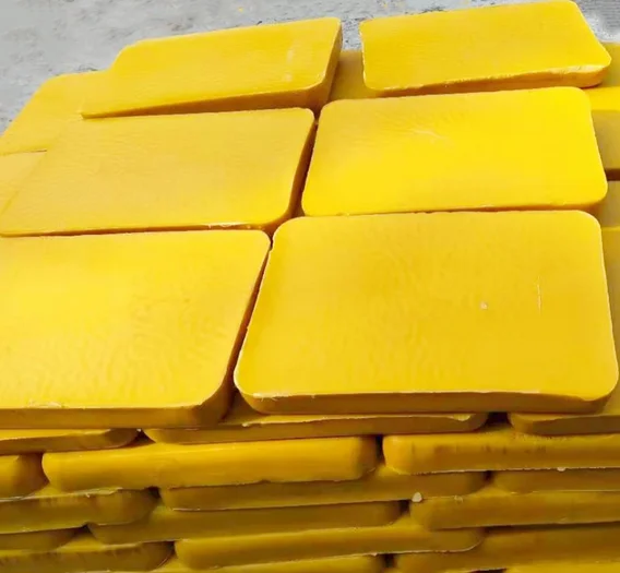 HIGH QUALITY BEESWAX