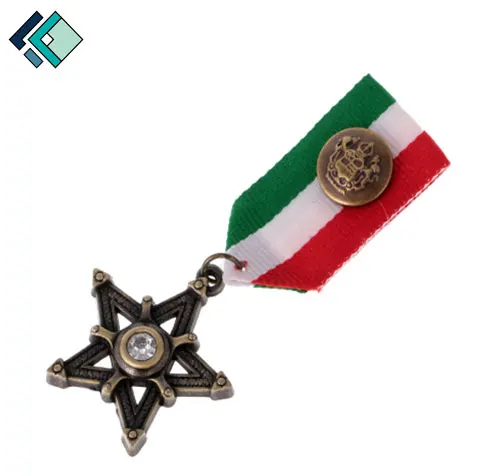 
Vintage Star Medal Badge Pendant Costume Uniform Military Medal for Men Patriotic National Day Jewelry Custom Honor Medal 
