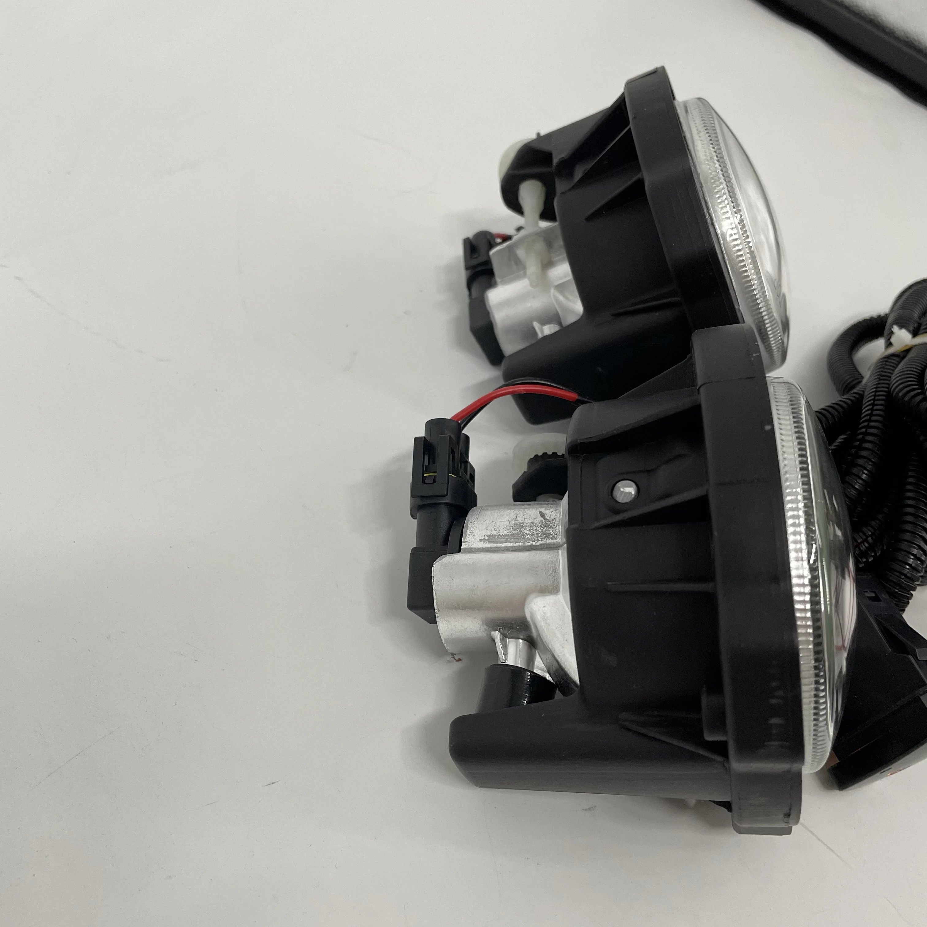 Крышка противотуманной фары Wenye для avanza противотуманные drl LED