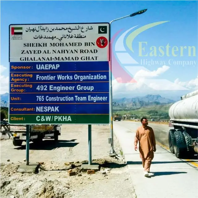 High Intensity Prismatic Traffic Safety Reflective Signs Sign board