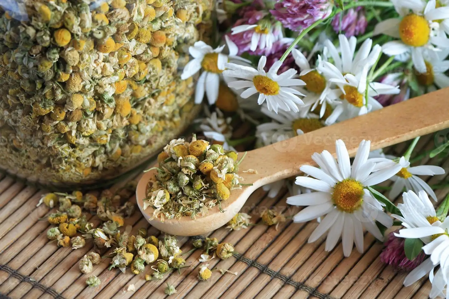  Вьетнамский органический сушеный цветочный чай из хризантемы/Высококачественный натуральный и полезный цветок маргаритки травяной Вьетнама