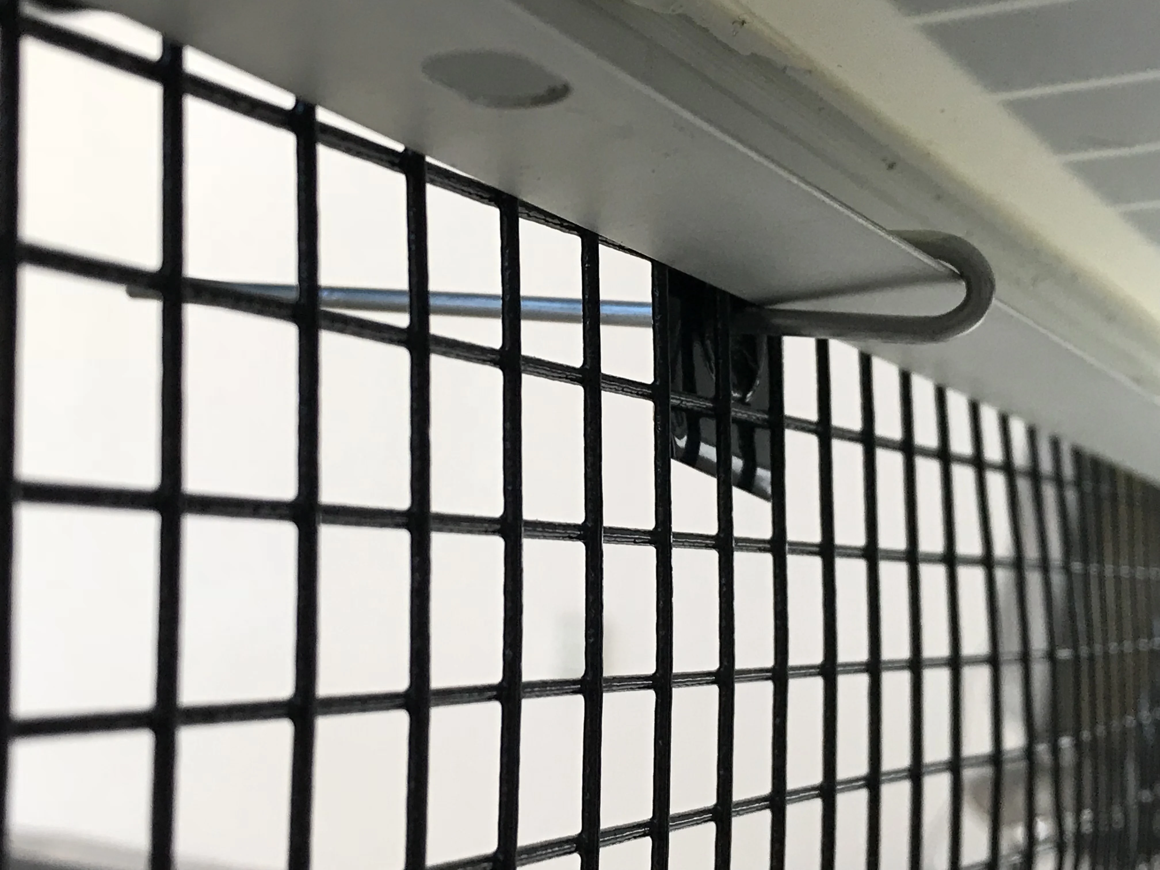 Solar Panel Bird Deterrent Black Aluminum Clips for bird proofing solar panel