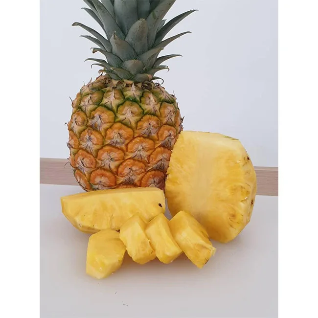 High Quality Tropical Fruit MD2 Fresh Juicy Big Size Pineapple Golden Pineapple Freshly Packed Hot Selling From Malaysia
