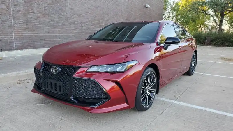 2019 Toyota Avalon2.jpg