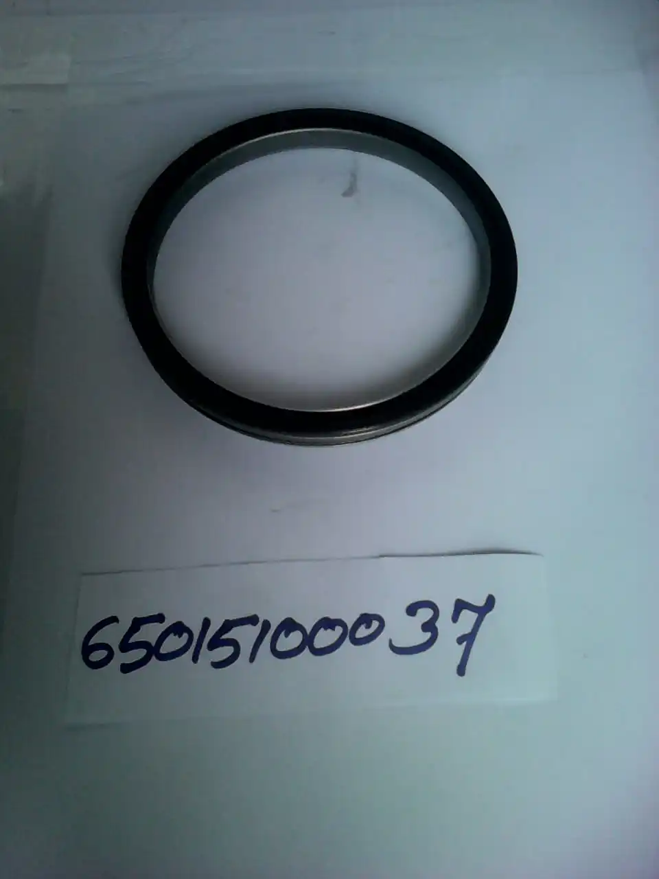 OIL SEAL 65015100037 FOR DAEWOO BUS SPARE PARTS