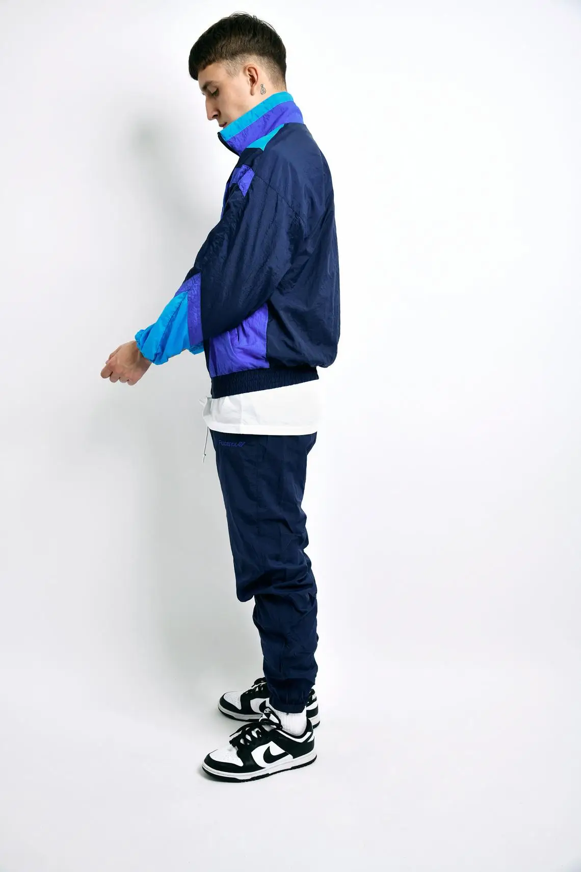 Оптовая продажа; Низкая цена высокое качество контрастных цветов ветровка в винтажном стиле детский спортивный костюм для футбола 90s стиль нейлоновый панель рабочий